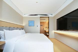 ji hotel wuhan biolake tongji hospital