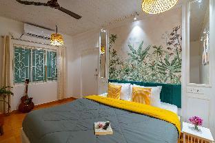 whoopers party hostel palolem