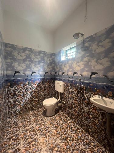 whoopers party hostel palolem