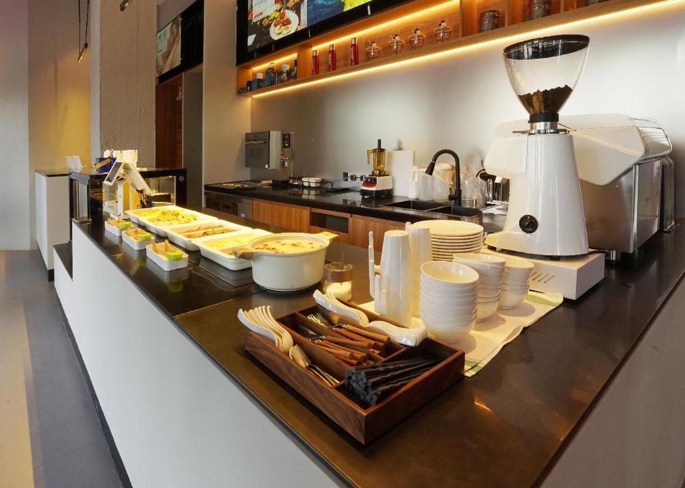 poltton international service apartment huizhou shili silver beach yapojiao