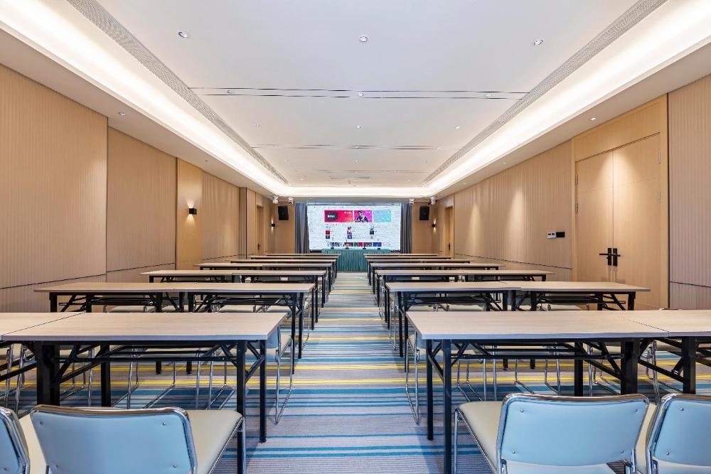 city comfort inn leshan giant buddha