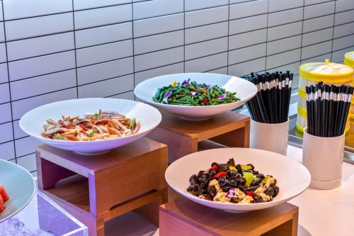 echarm hotel xian bell tower huimin street