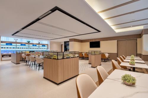 echarm hotel xian bell tower huimin street