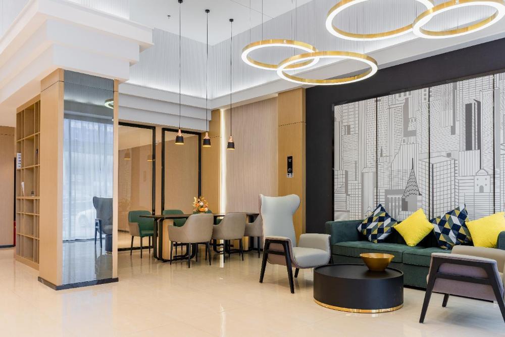 city comfort inn jiangmen kaiping shuikou passenger station pedestrian street