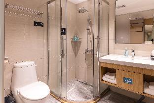 city comfort inn jiangmen kaiping shuikou passenger station pedestrian street