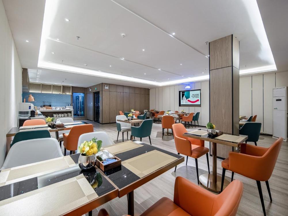 echarm hotel hechi bama