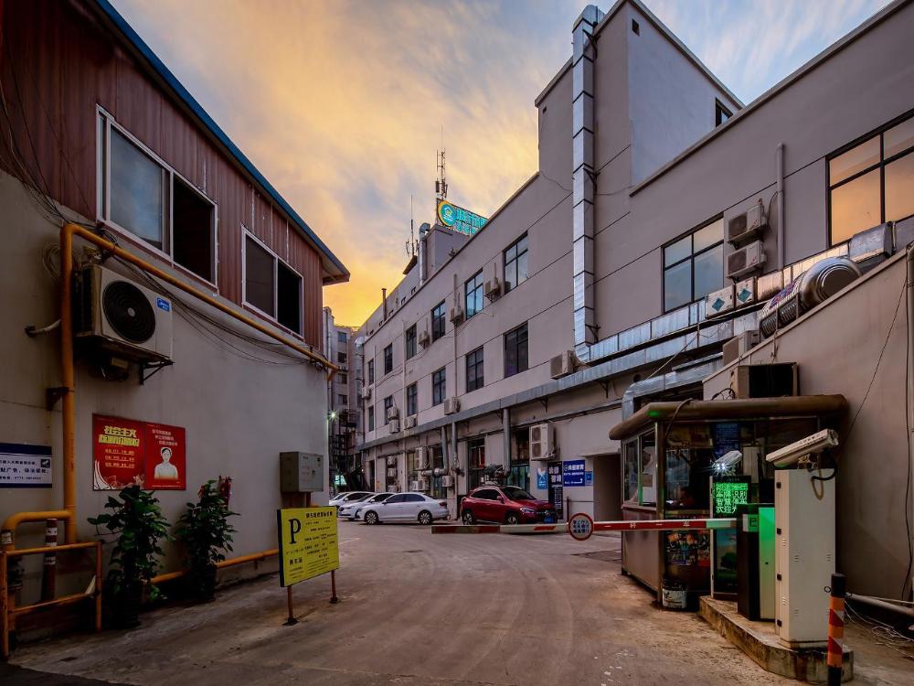 city comfort inn nanning guangxi university metro station