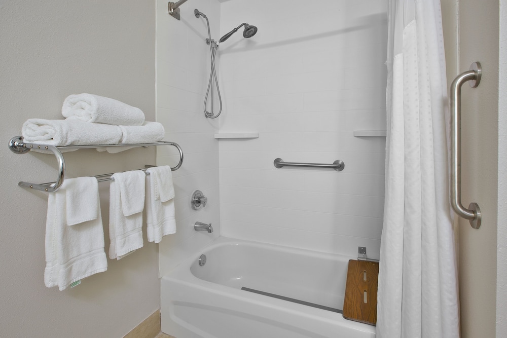holiday inn express and suites milford by ihg