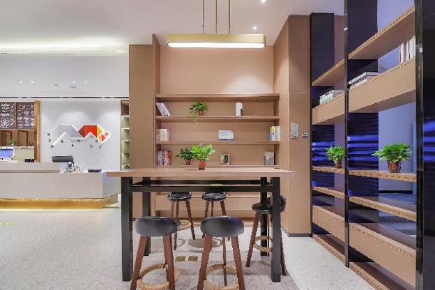 borrman hotel wuxi huishan ancient town shengan road metro station