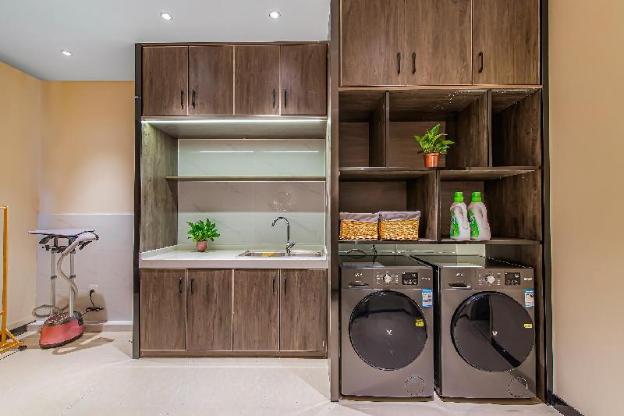 borrman hotel wuxi huishan ancient town shengan road metro station