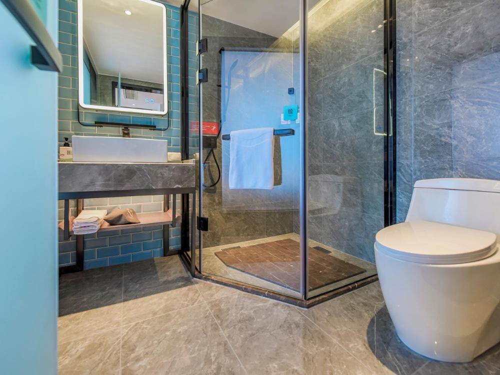 echarm hotel guiyang zhongshan west road metro station