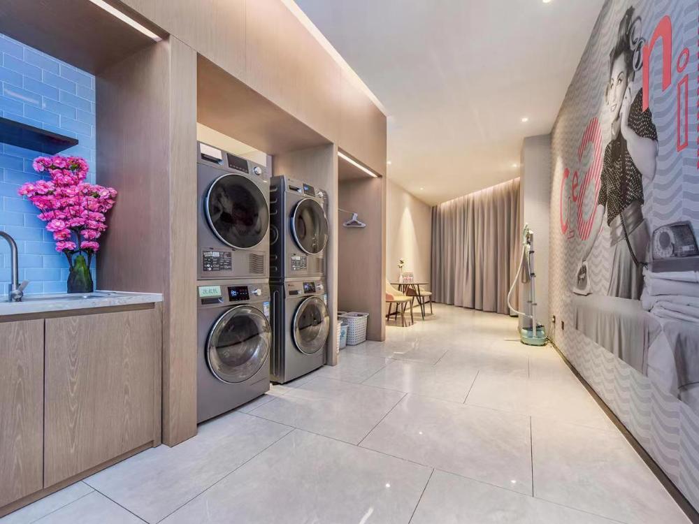 echarm hotel guiyang zhongshan west road metro station