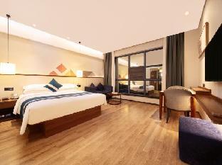 borrman hotel huaihua south high speed railway station wanda plaza