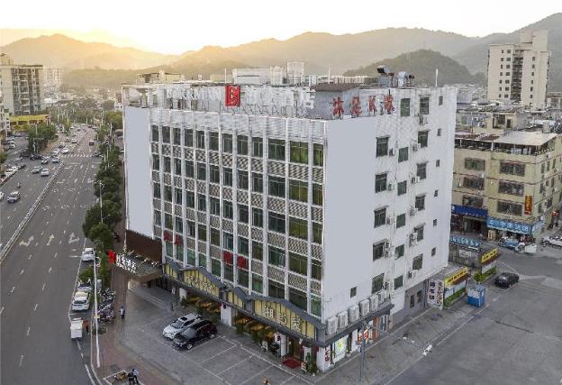 borrman hotel heyuan wanlvhu railway station