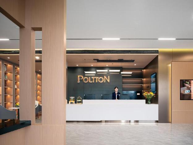 poltton international service apartment wuhan high speed railway station west square