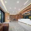 poltton international service apartment wuhan high speed railway station west square