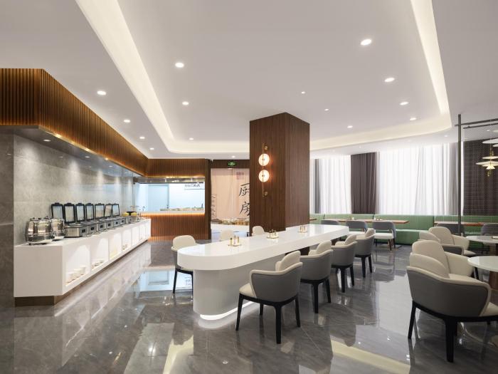 poltton international service apartment wuhan high speed railway station west square