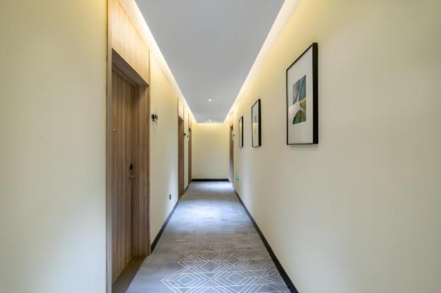 borrman hotel suzhou north railway station cailian plaza