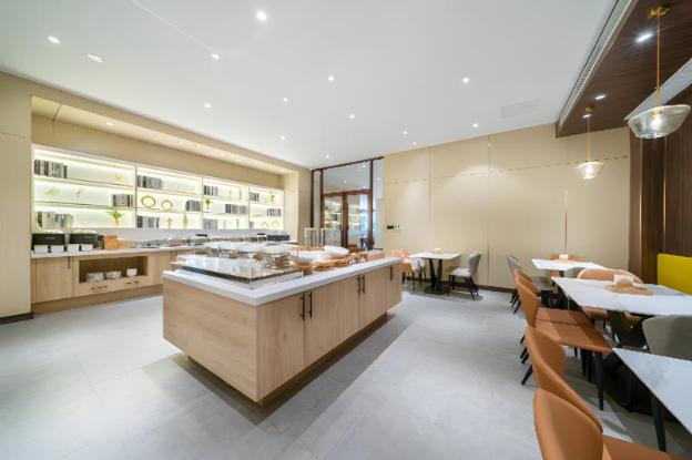 borrman hotel suzhou north railway station cailian plaza
