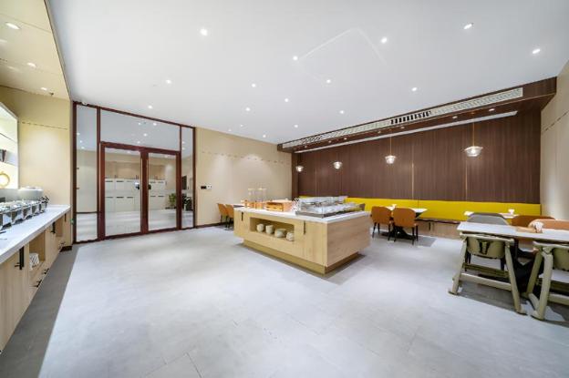 borrman hotel suzhou north railway station cailian plaza