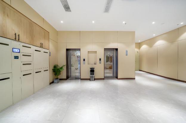borrman hotel suzhou north railway station cailian plaza