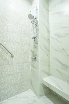 deco wellness center