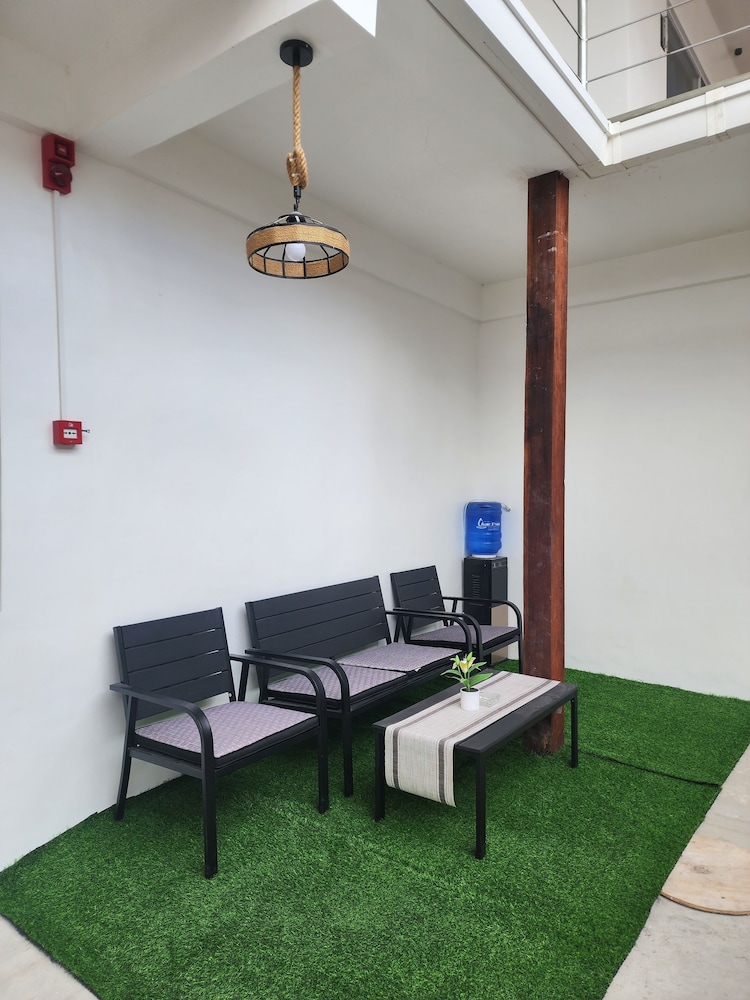 sunset paradise moalboal