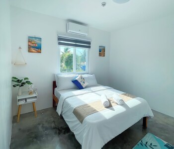 sunset paradise moalboal