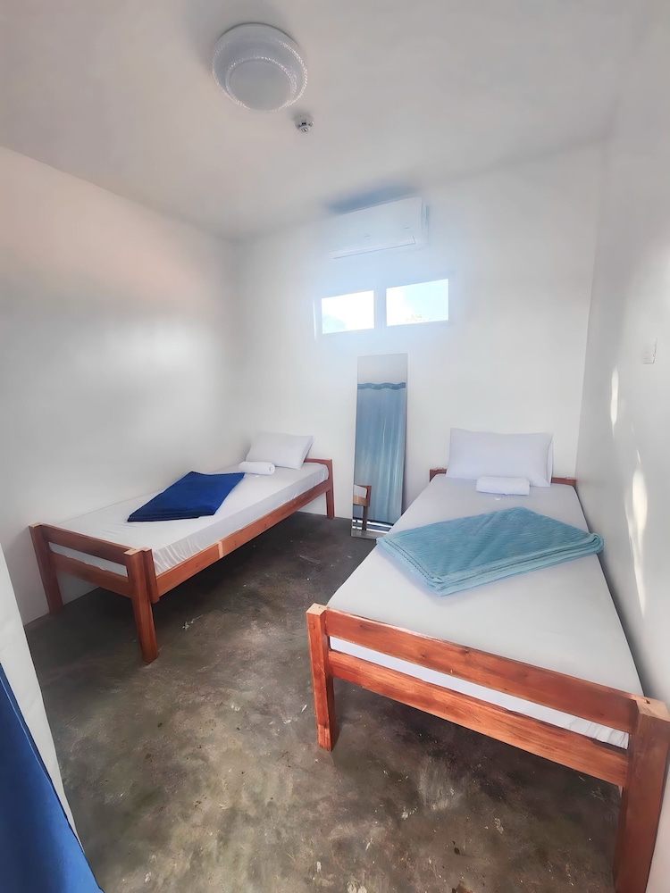 sunset paradise moalboal