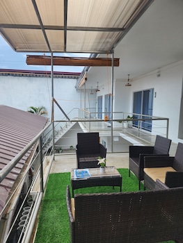 sunset paradise moalboal