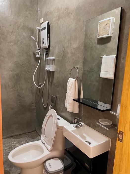 sunset paradise moalboal