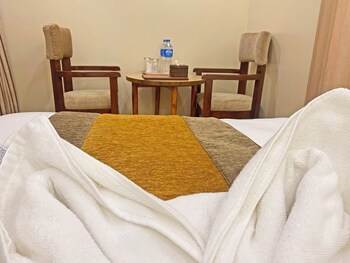 hotel airport gurkha