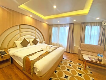 hotel airport gurkha