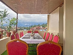 hotel airport gurkha