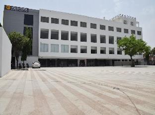 Maa Kripa Hotel & Banquets,India>>Lucknow,3 star