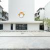 blu monkey hub and hotel krabi town