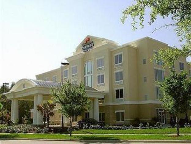 holiday inn express hotel and suites columbus by ihg