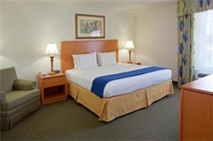 holiday inn express hotel and suites columbus by ihg