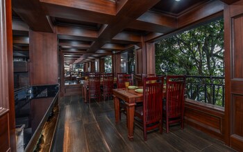 the west gate posada by summit