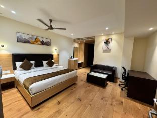 hotel touchwood
