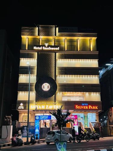 hotel touchwood
