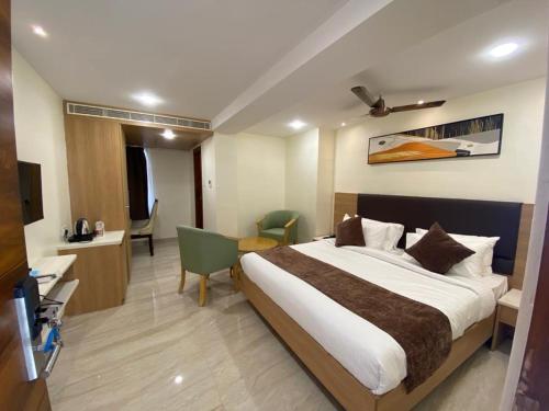 hotel touchwood