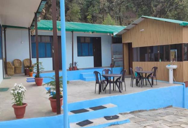 the himalayan view resort