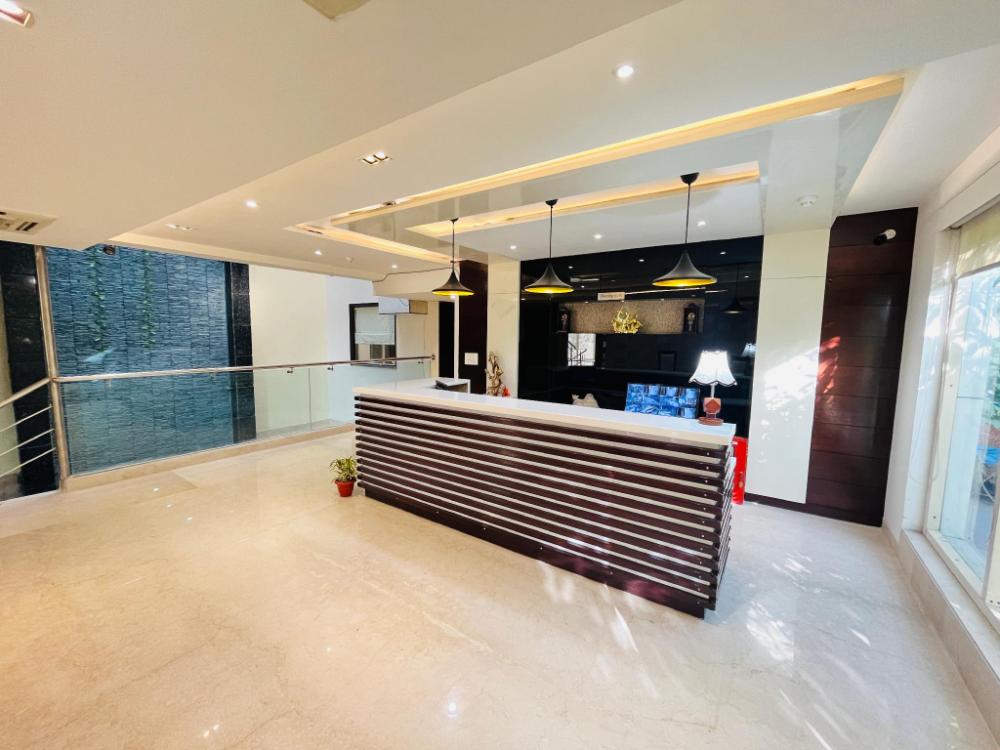 hotel aura ip grand near karkardooma metro station