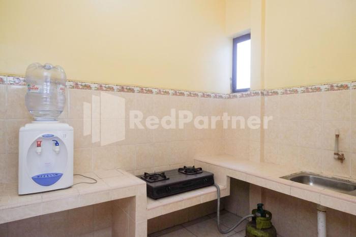 wisma giri mulyo b near grojogan sewu redpartner