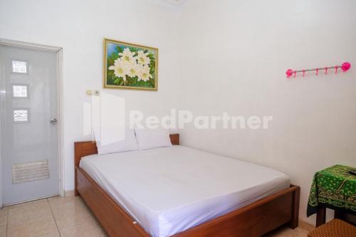 wisma giri mulyo b near grojogan sewu redpartner