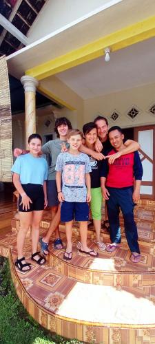 farel homestay kawahijen