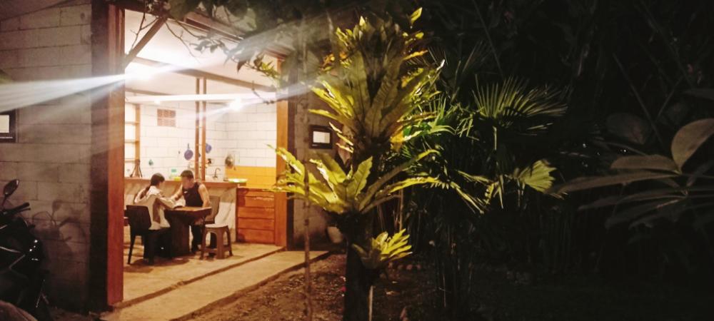 farel homestay kawahijen
