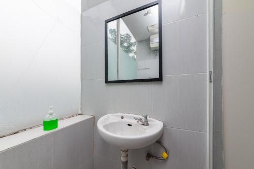 urbanview hotel ellegan residence alam sutera serpong