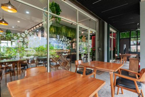 urbanview hotel ellegan residence alam sutera serpong